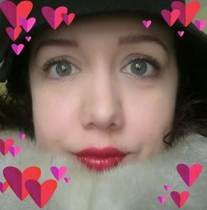 Meet your Posher, Jenn